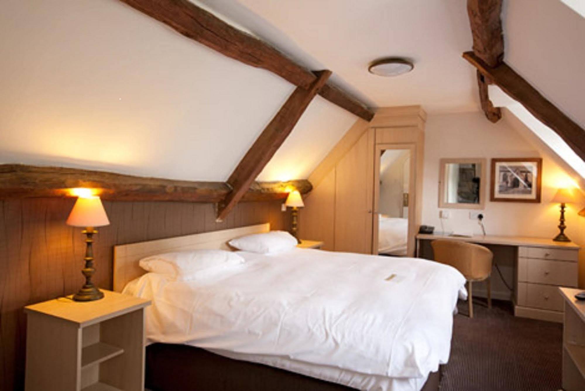 Old Manse Hotel By Greene King Inns Bourton-on-the-Water Dış mekan fotoğraf